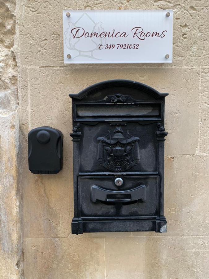 Domenica Rooms Lecce Bagian luar foto